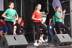 03 2019 Stadtfest Tanz red1MB     