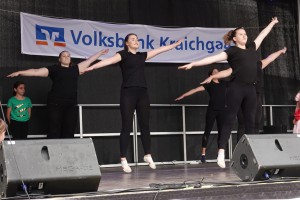 15 2019 Stadtfest Tanz red1MB    