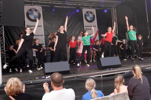 35 2019 Stadtfest Tanz red1MB  