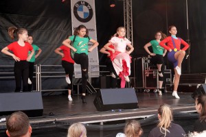 45 2019 Stadtfest Tanz red1MB 