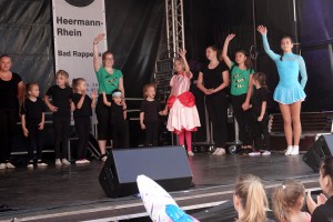 73 2019 Stadtfest Tanz red1MB
